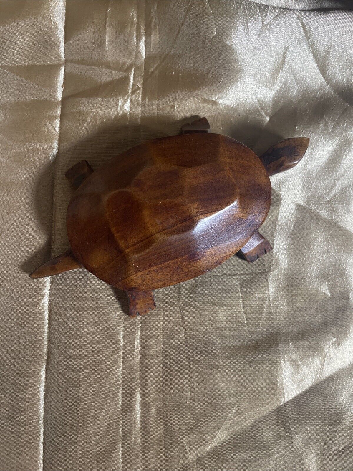 VTG Hand carved Wooden Turtle Trinket Box