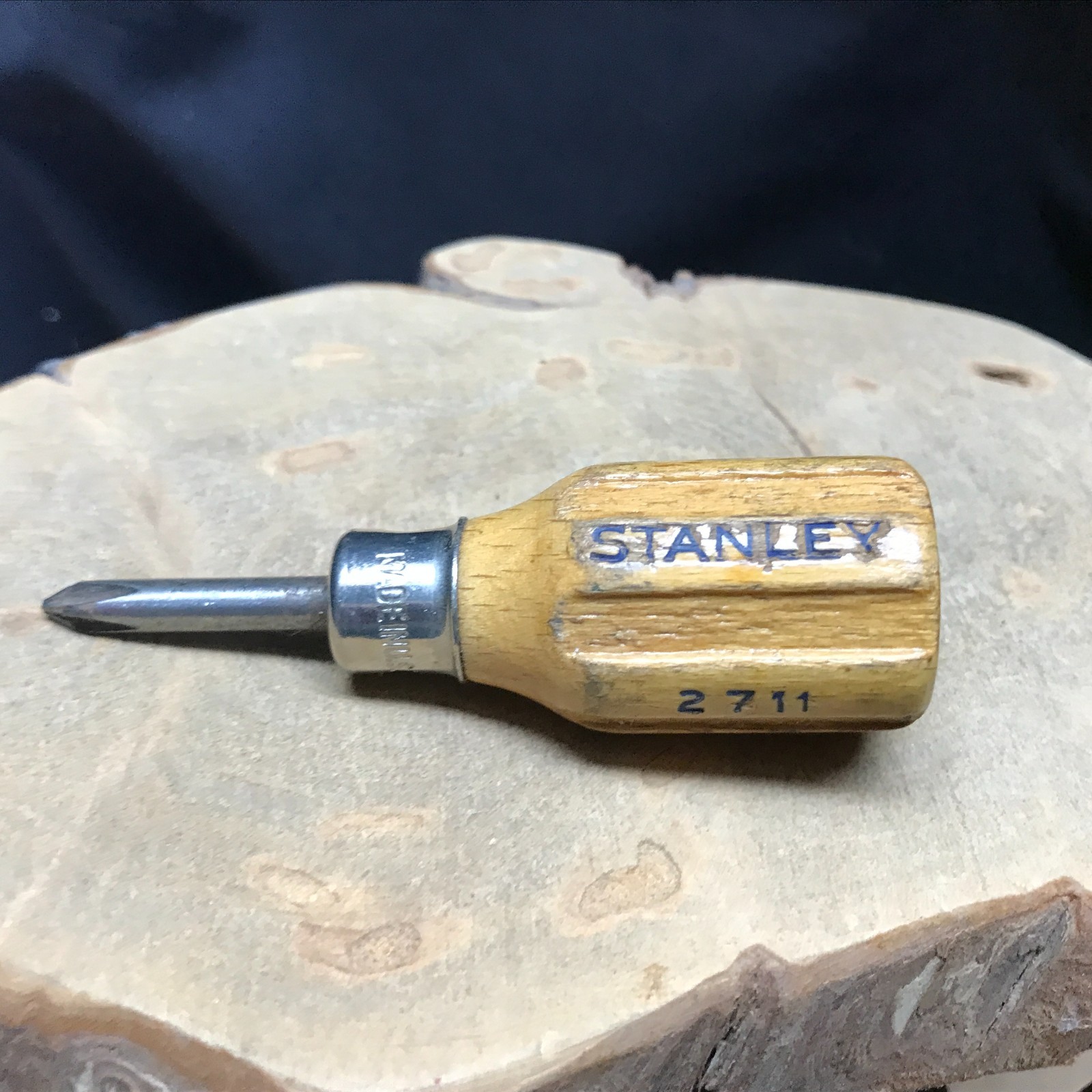 STANLEY No. 1 PHILLIPS STUBBY WOOD HANDLE SCREWDRIVER #2711 Made in USA RARE