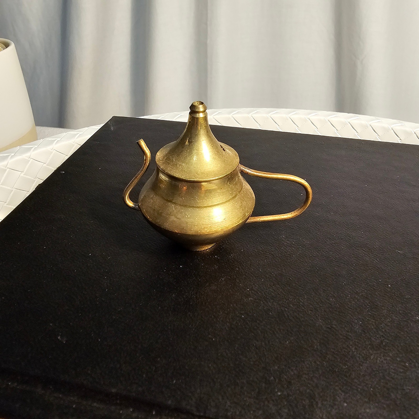 Vintage Brass Miniature Teapot Decorative Tiny Tea Pot with Lid Finial