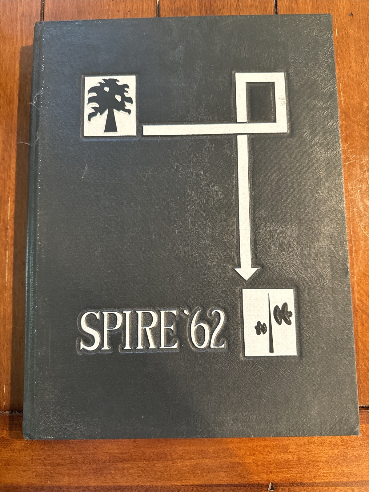 The Spire Vintage 1962 Belmont Abbey College Yearbook
