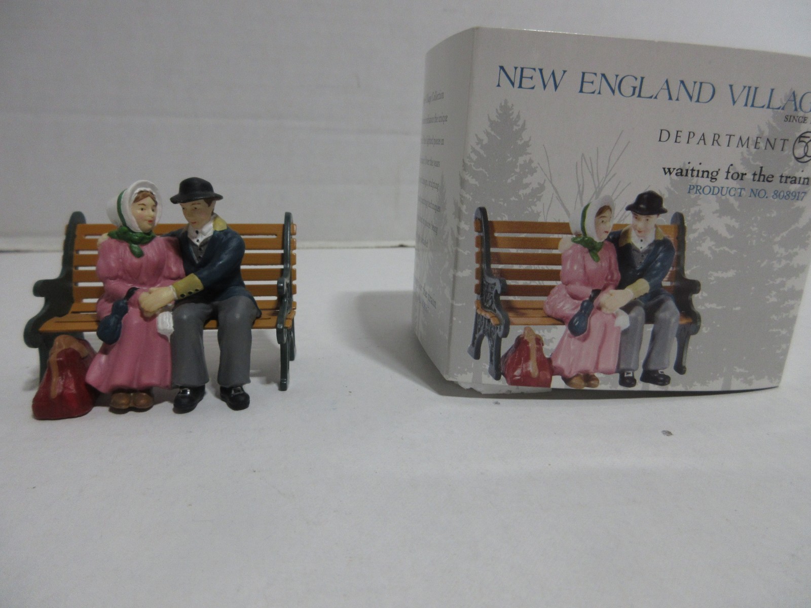 Dept.  56 New England 2006 Waiting For The Train #808917