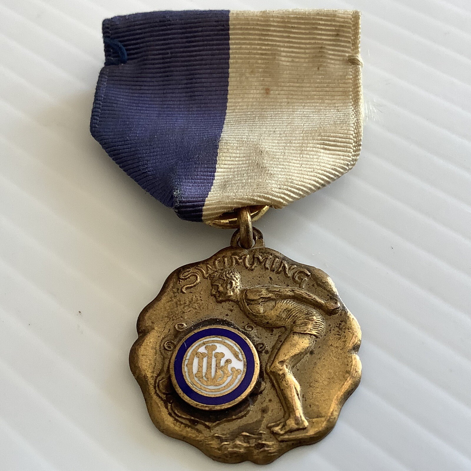 Vintage WM Schridde Chicago Swimming Medal Pin 1\