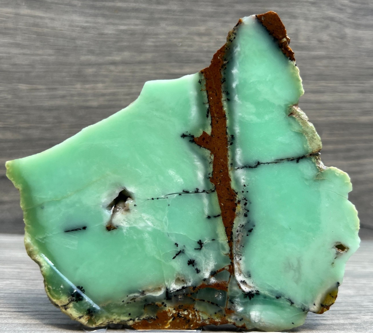 Marlborough Mint Chrysoprase Slab Australia Gem Translucency 94.73g 473.65ct
