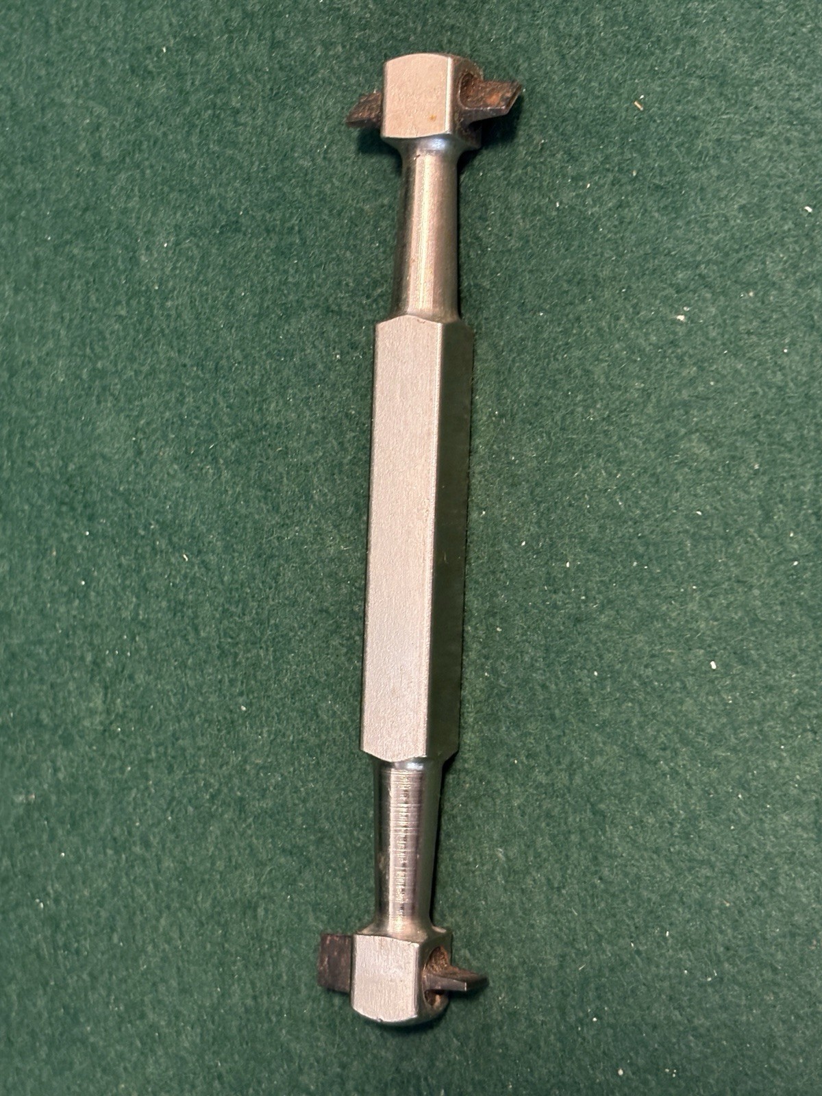 Vintage Offset Tight Space Flat Screwdriver – 4‑Way Screwdriver Tool