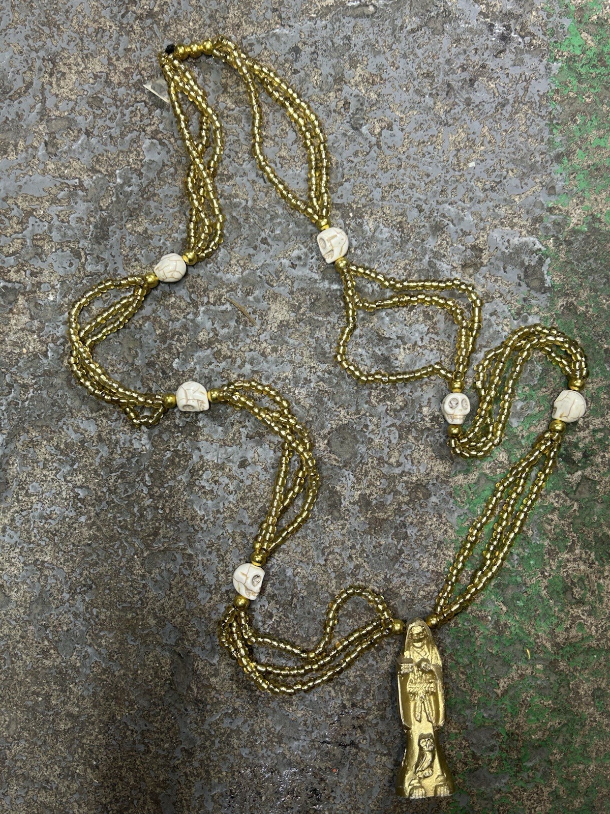 Collar Mazo Santa Muerte Gold 3 Hilos Fixed