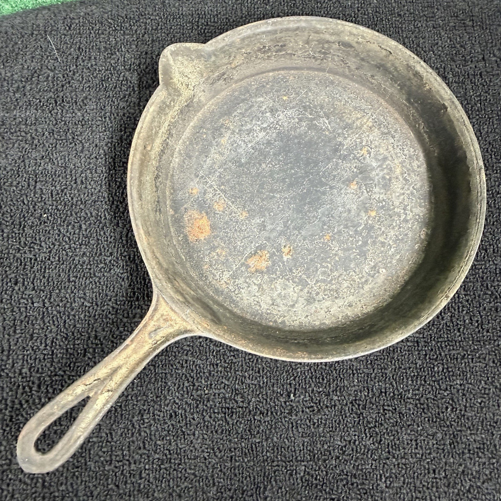 Antique 1800’s Gate Mark #7 Single Pour Fancy Handle Cast Iron Skillet