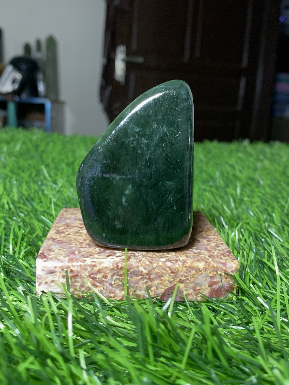 Natural Green Nephrite Jade Freeform 192g Polished Crystal Specimen 2.3\