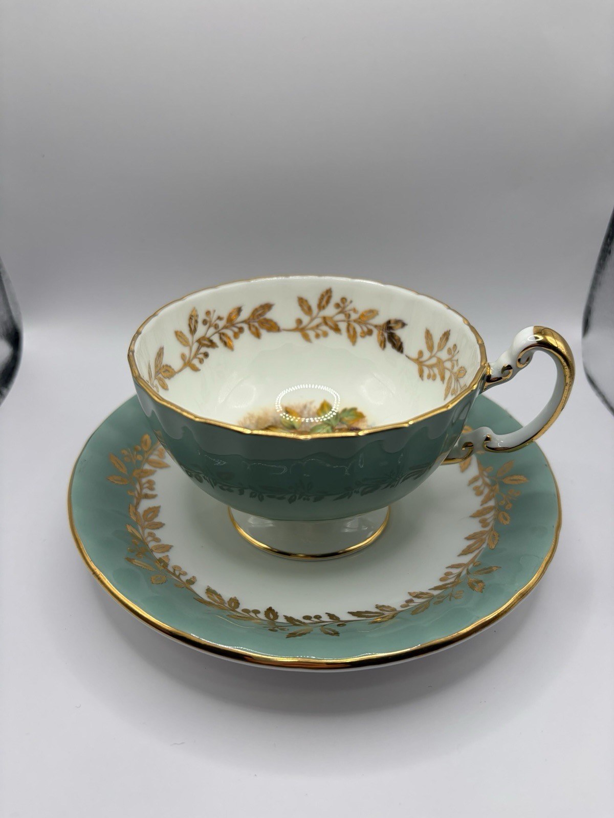 Aynsley England Pale Green Orchard Fruit Teacup & Saucer Set #2480 D. Jones