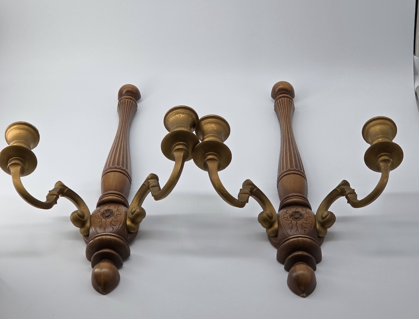 ​Pair of Vintage Syroco Wall Sconces Wood Carved Look Brass Metal Arms Candle...
