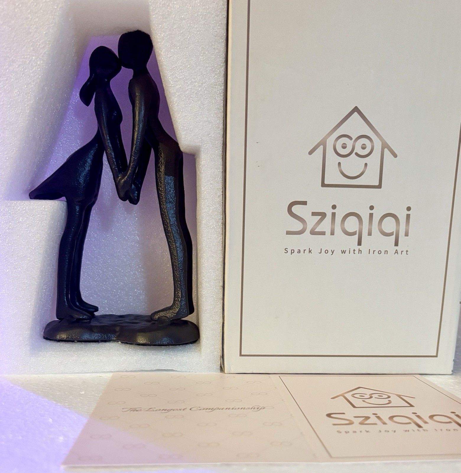 Sziqiqi Cast Iron Couple Kiss the Longest Companionship Iron Art in Gift Box