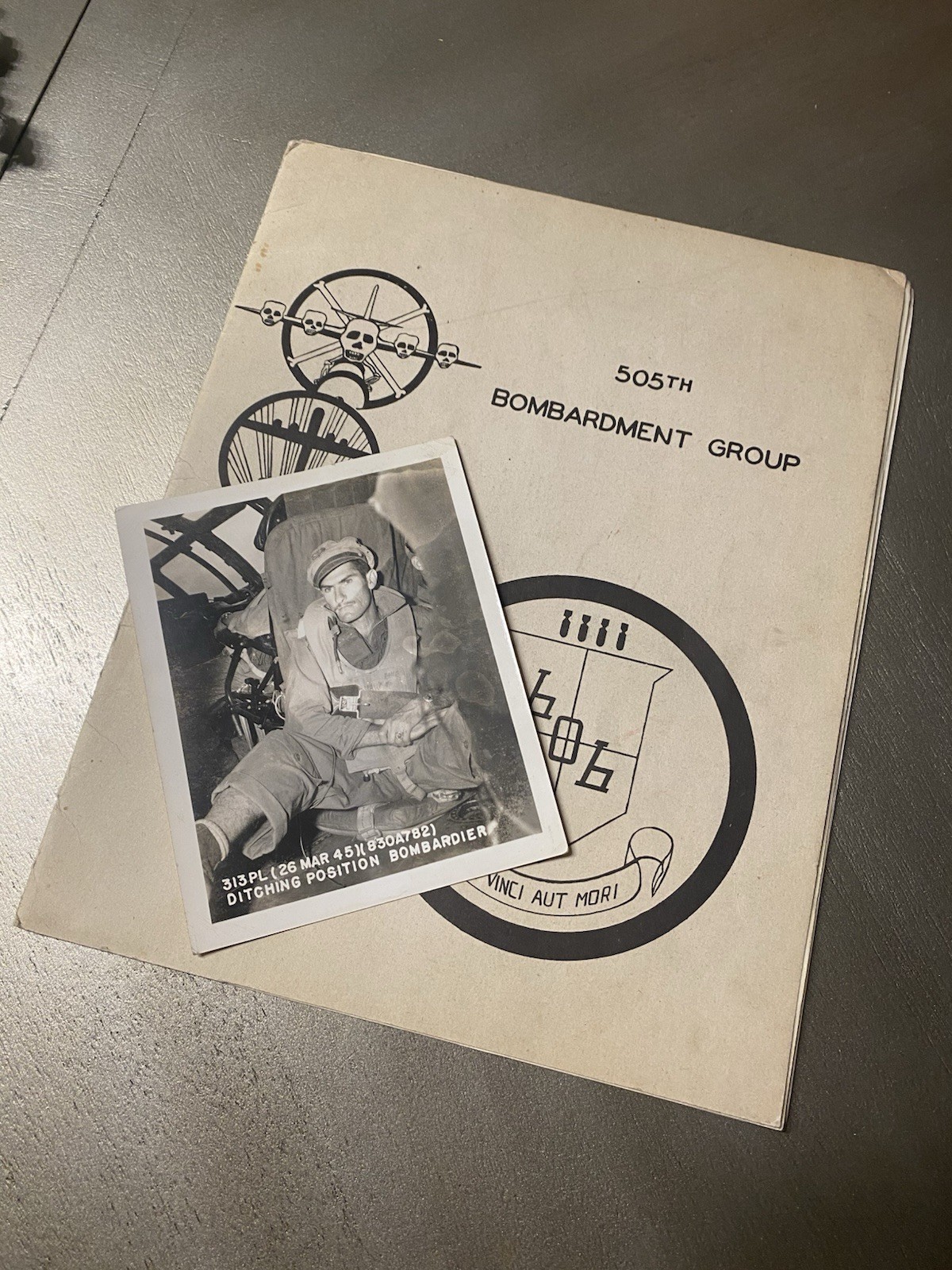 Vtg Rare WWII 505th Bombardment Group 14p. Booklet 1945 Shorts Pamphlet & photo
