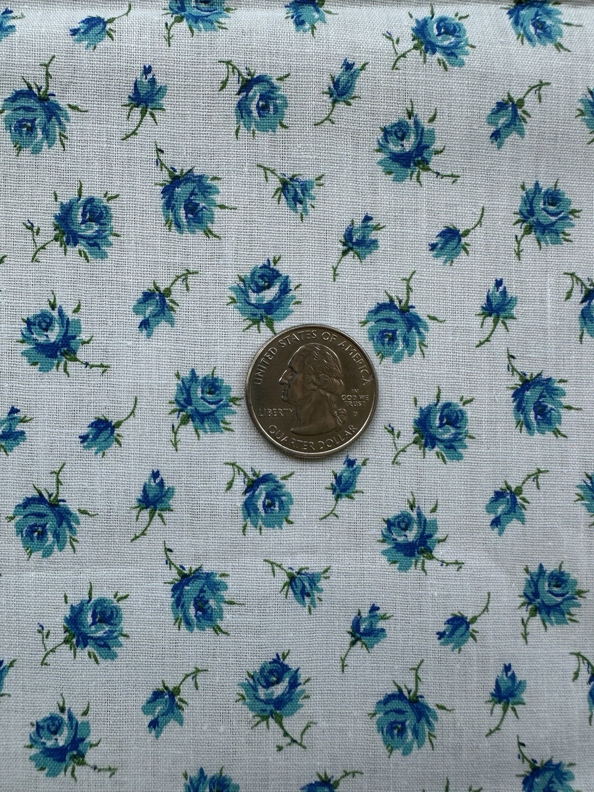 Vintage Cotton Fabric 1 Yd Feed Sack Style Blue Cornflower Floral Garden Rose