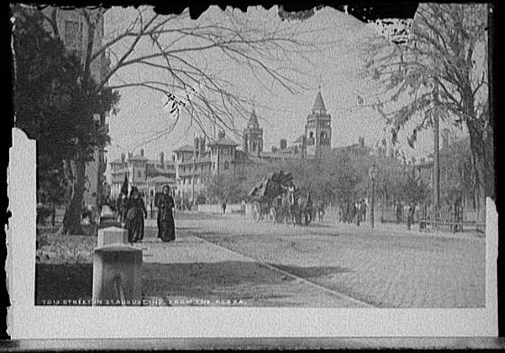 Photo:St Augustine Florida 1900s Street from Plaza Cathedral View