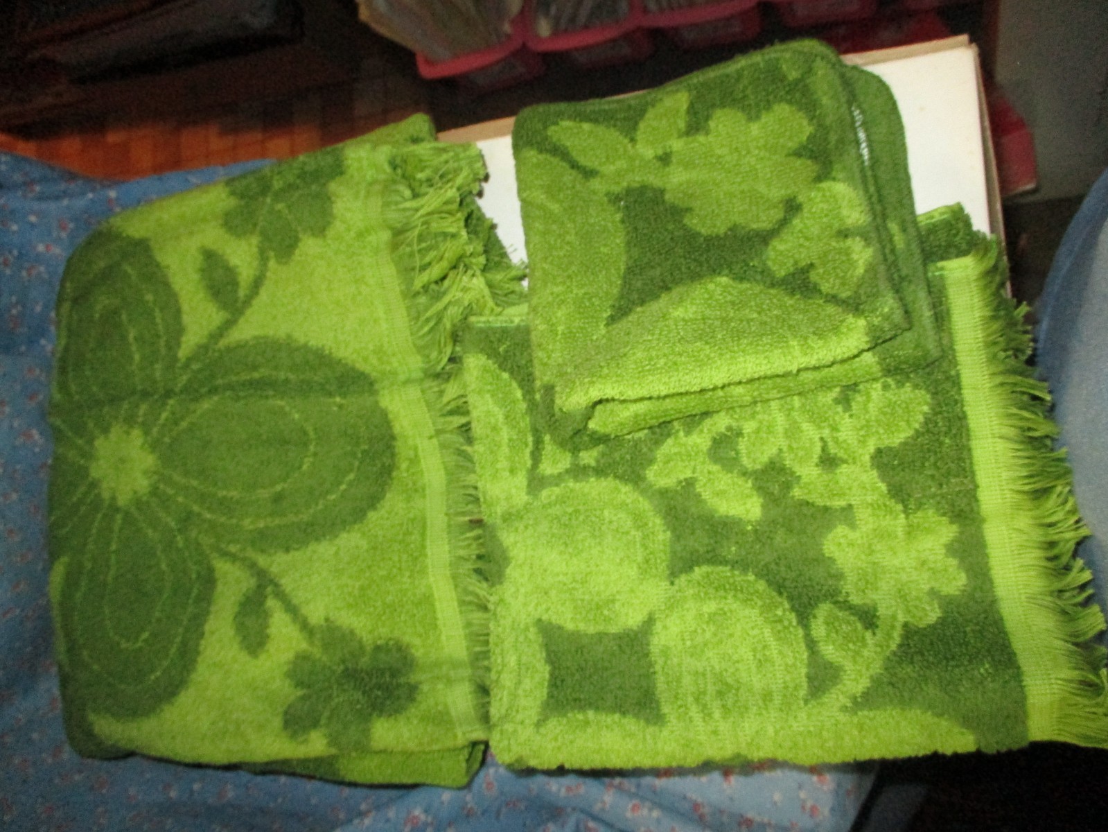 e. Vintage NOS Cannon Monticello Bath Towel Hand Towel and Washcloth  Greens