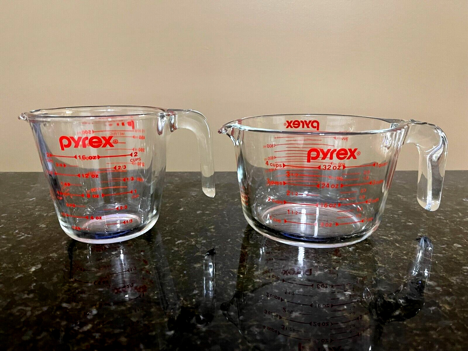 Pyrex Set Of 2 Clear Glass Red Lettering Measuring Cups 4-Cup & 2-Cup BRAND NEW