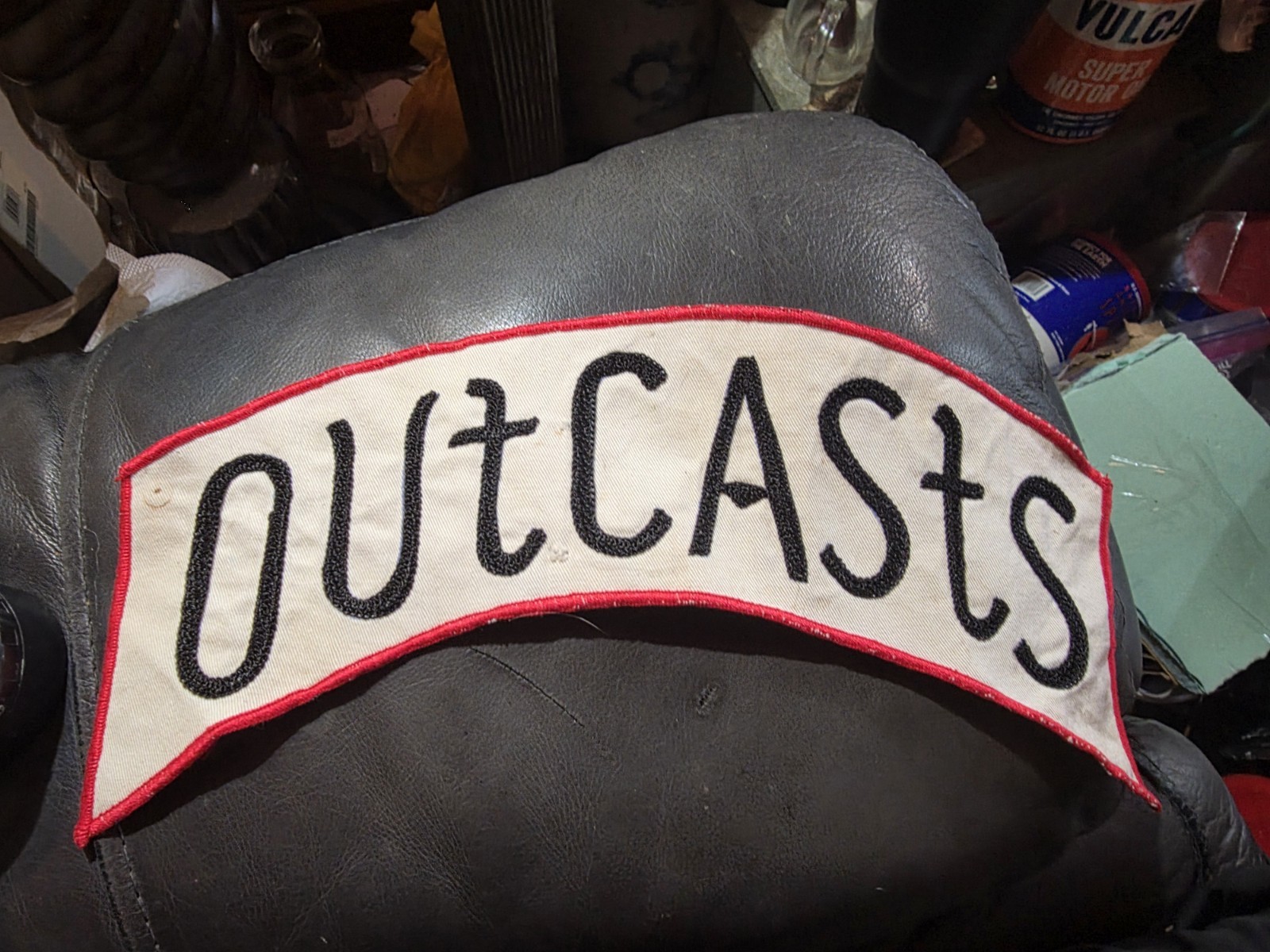 VINTAGE ORIGINAL MOTORCYCLE CLUB OUTCASTS TOP ROCKER PATCH