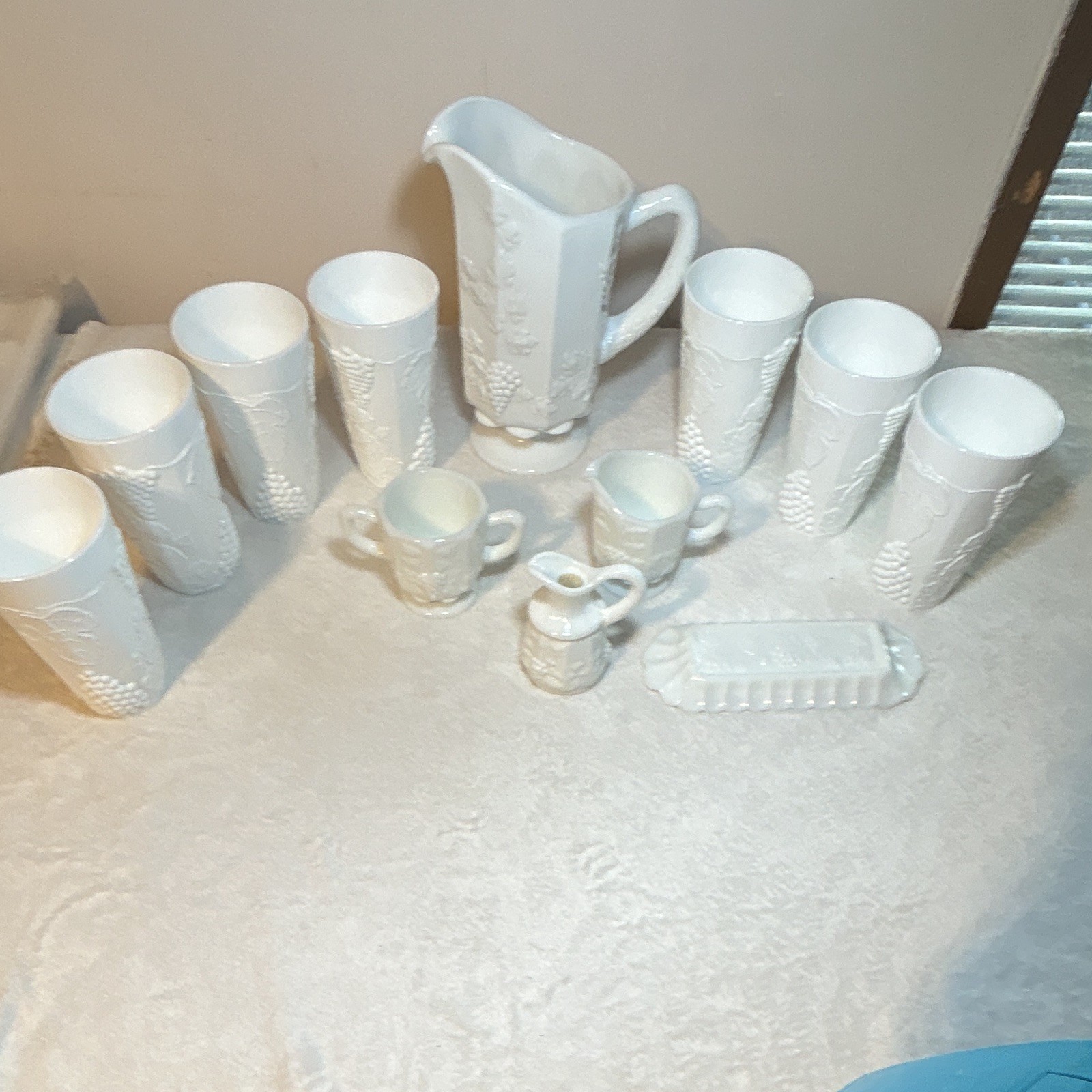Vintage Indiana Glass Colony Harvest Grape Milk Glass 12 Pc Set Pitcher Tumbler