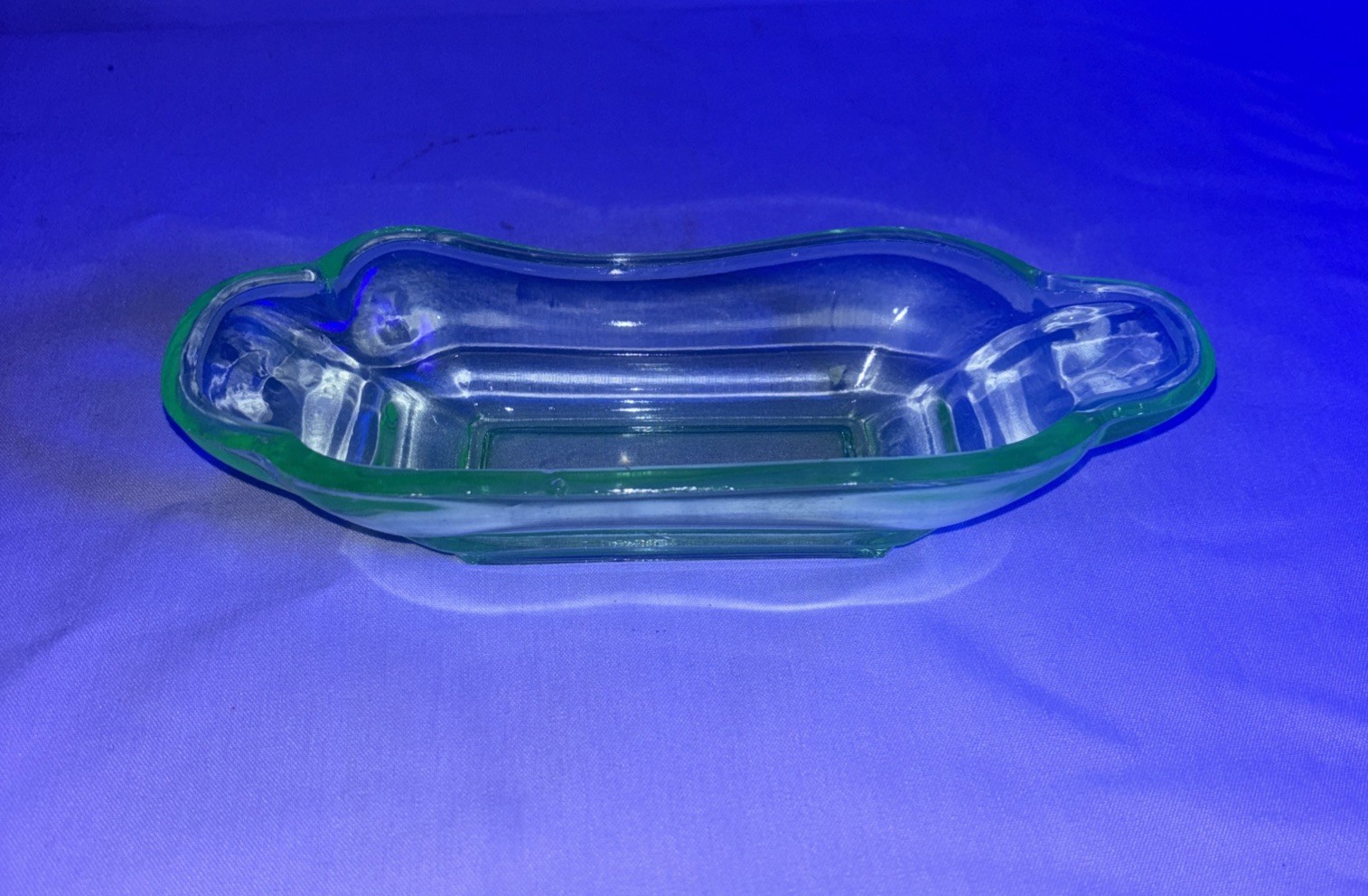4 Rare Vintage Blue/Green Uranium Glass Banana Split Sundae Boats 4 Rare Vintage Blue/Green Uranium Glass Banana Split Sundae Boats