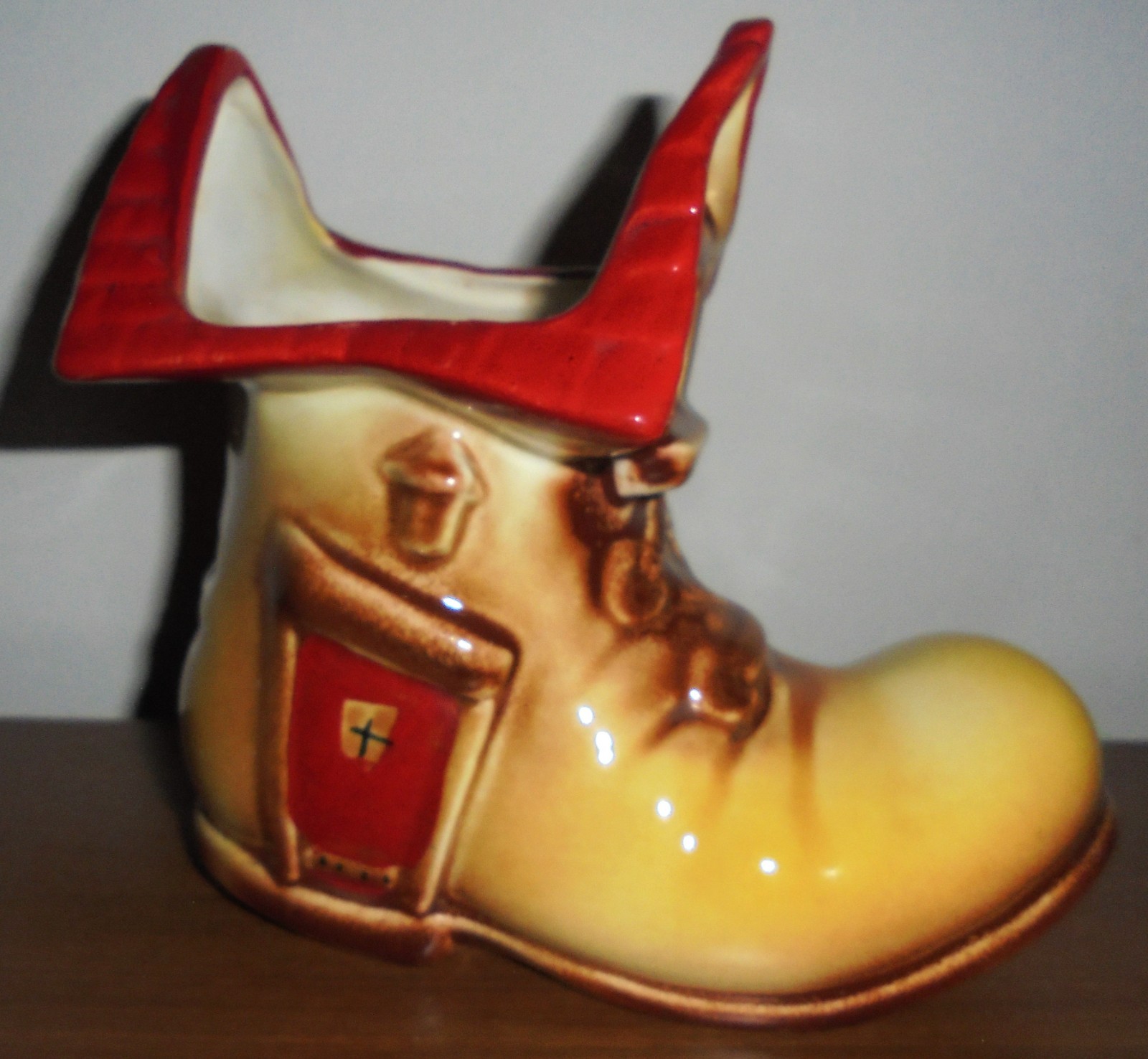 VTG 1950’s Morton Pottery “Old Woman Who Lived in a Shoe” Ceramic Boot Planter