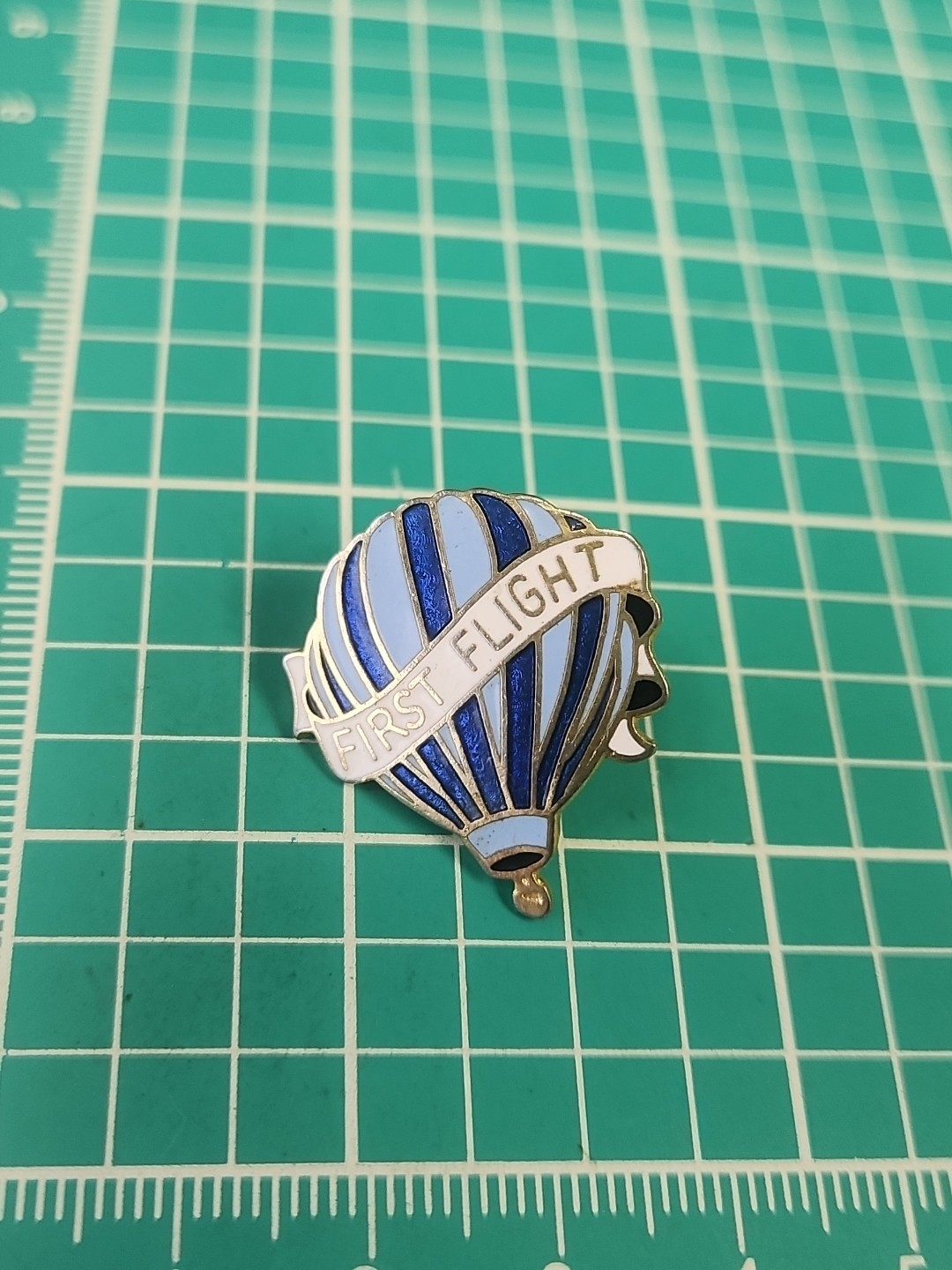 Vtg First Flight Hot Air Balloon Gold Tone Lapel Pin