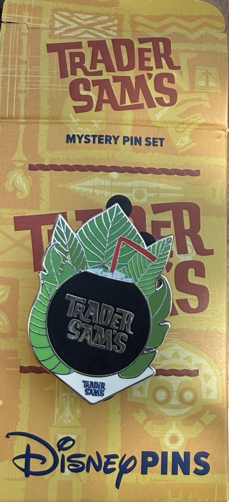 2026 Disney Trader Sam\'s Mystery Box Pin The Black Pearl Chaser RARE