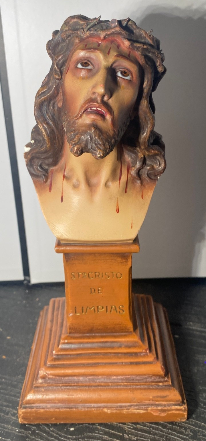 *** VINTAGE SPANISH OLOT SANTO CRISTO DE LIMPIAS BUST STATUE W/ GLASS EYES 8.75\