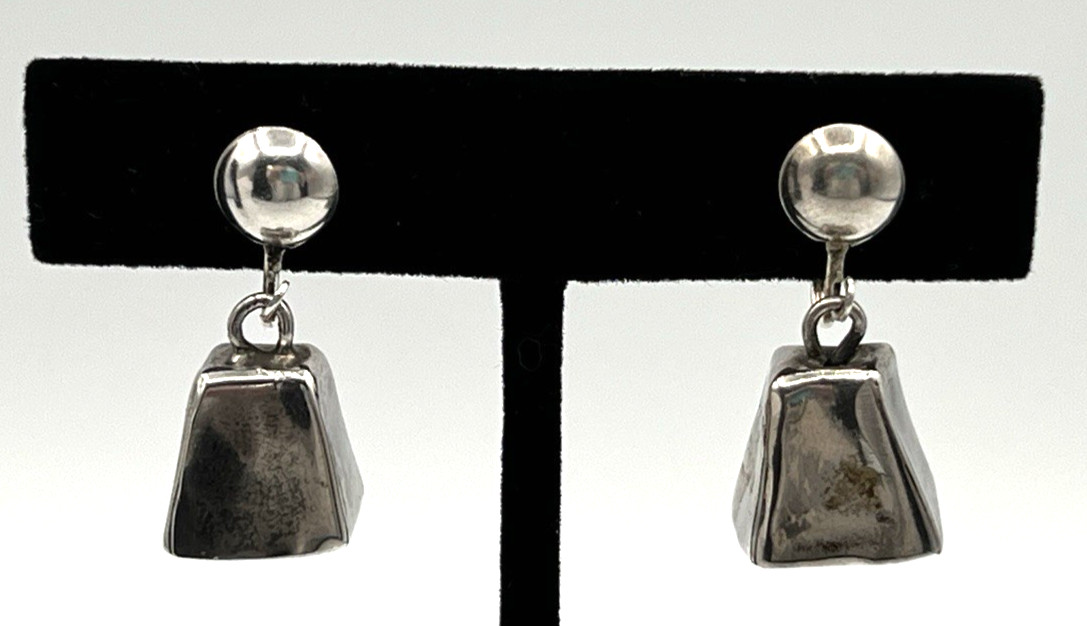 VTG NAVAJO MOTHER-IN-LAW BELL EARRINGS STERLING SILVER WORKING CLAPPERS 1940\'S