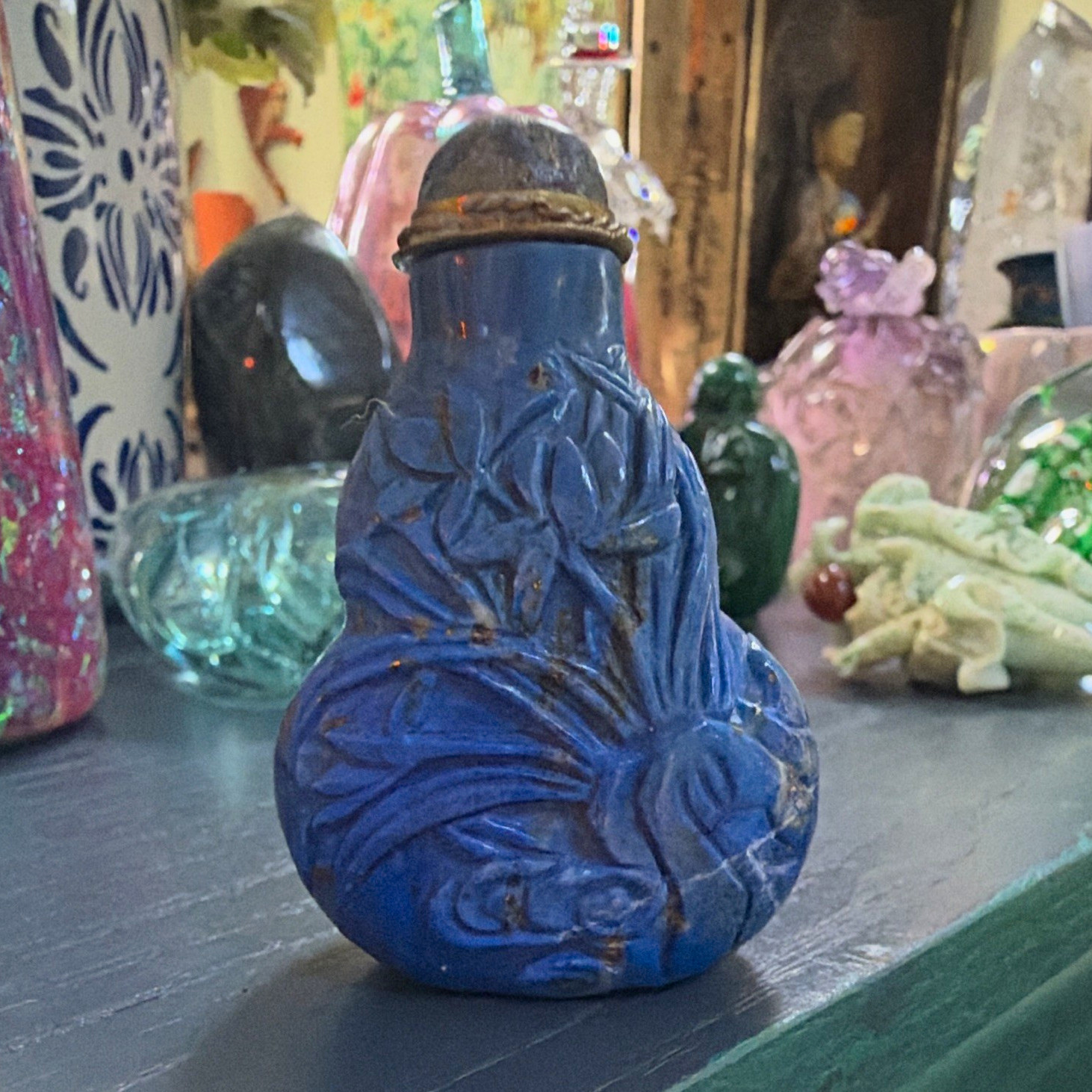 Vintage Chinese Carved Lapis Lazuli Snuff Bottle – Floral Relief Vintage Chinese Carved Lapis Lazuli Snuff Bottle – Floral Relief