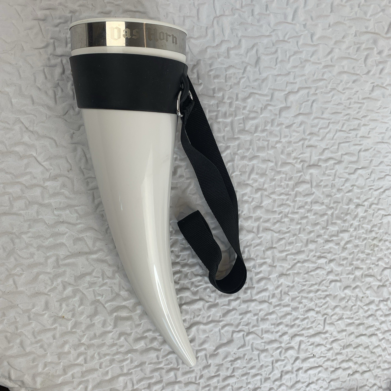 Das Horn 24oz Drinking Vessel White w/  Strap