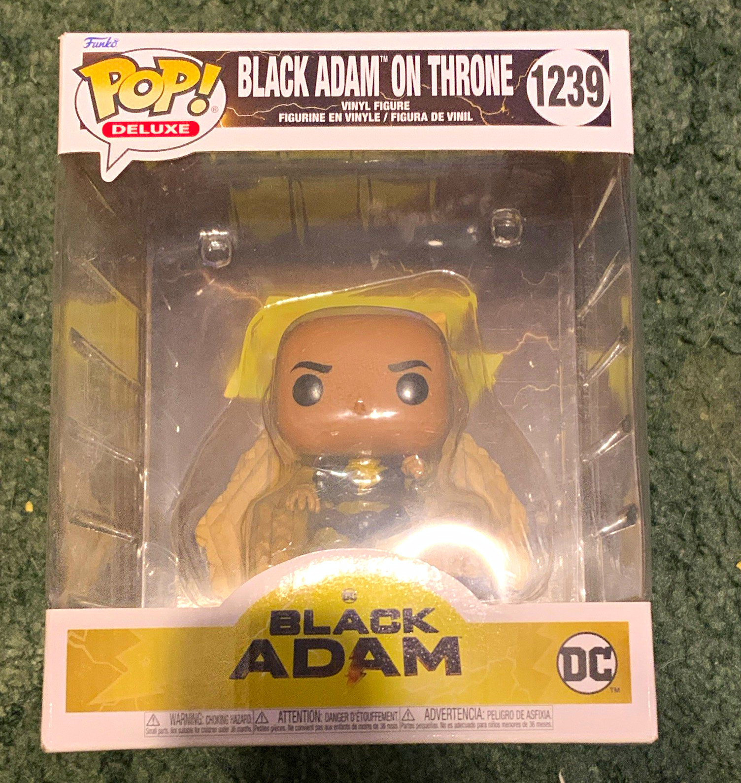 Funko Pop Deluxe Black Adam on Throne Vinyl Figure DC Black Adam #1239
