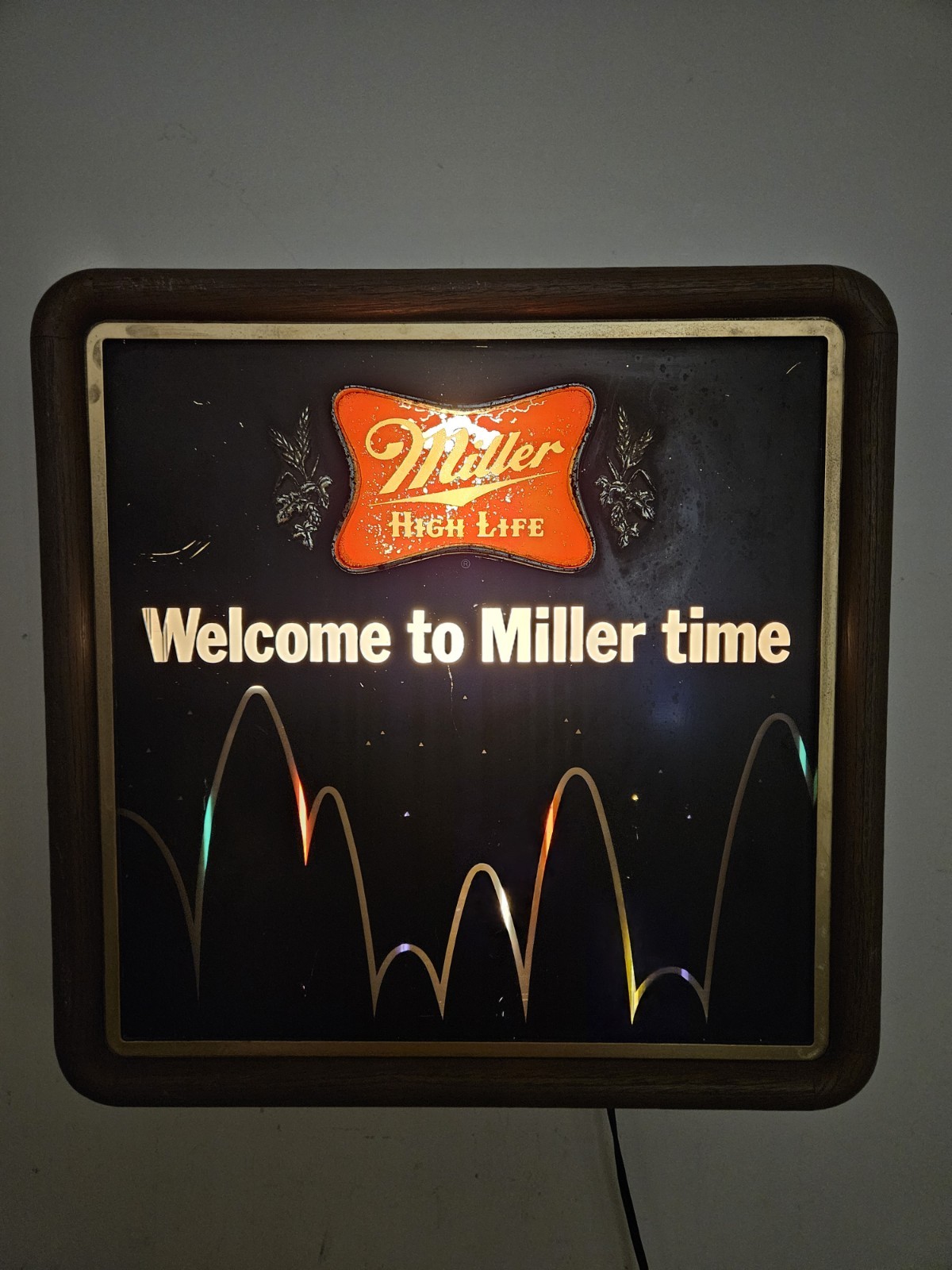 Vintage 1983 Miller High Life Beer Bouncing Ball Lighted Motion Sign See Video