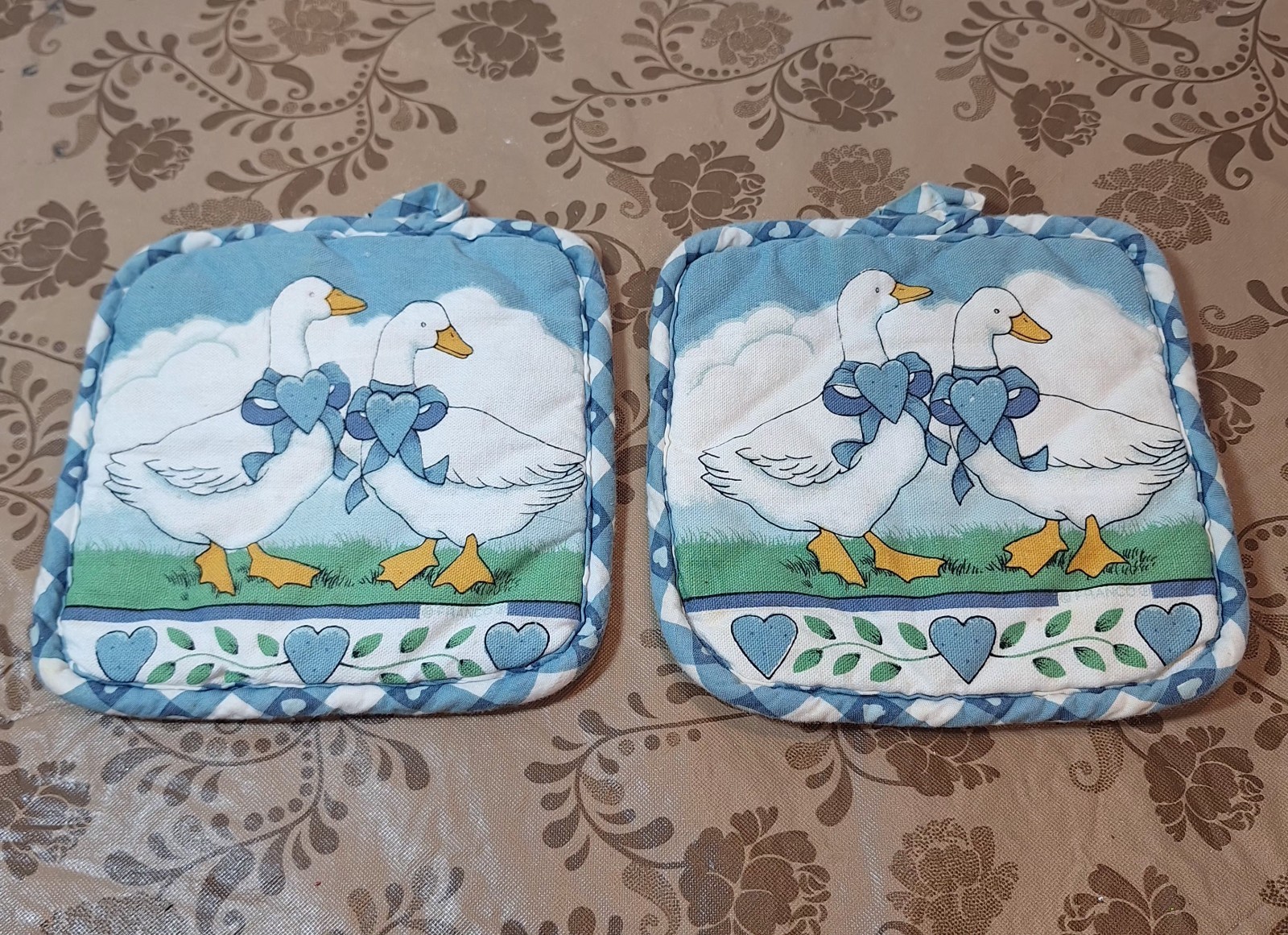 Vtg Pr of Goose Potholders Blue Country Ribbon Geese Farmhouse Decor Franco 6.5\