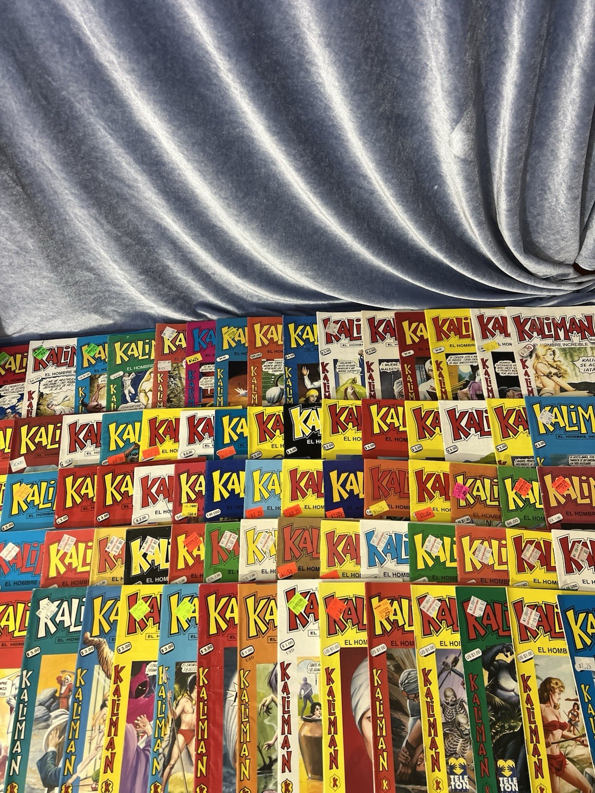 Kaliman El Hombre Increible Lot of 77 Spanish Mexican Comic Books Vintage