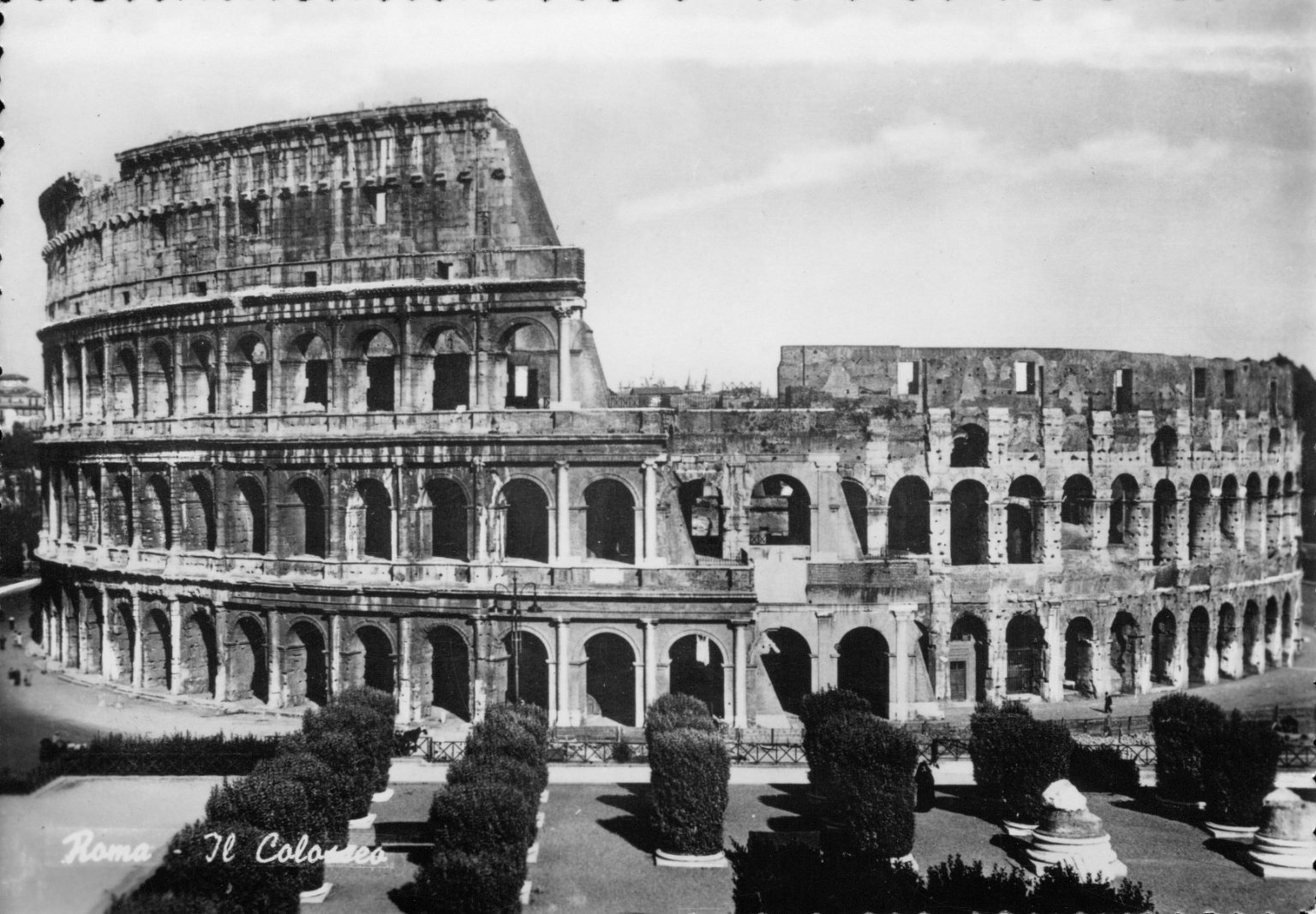 Vintage Real Photo Postcard ROMA Il Colosseo Italy RPPC 507 Unposted Vintage Real Photo Postcard ROMA Il Colosseo Italy RPPC 507 Unposted
