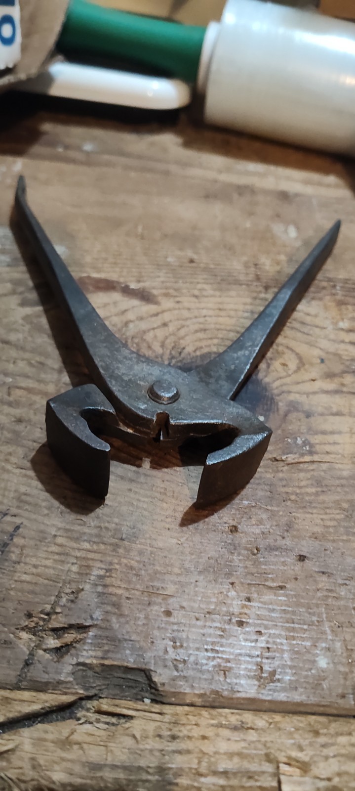 Vintage Vaughan & Bushnell Mfg Co. Nippers Farriers Metal Hand Tool 8”