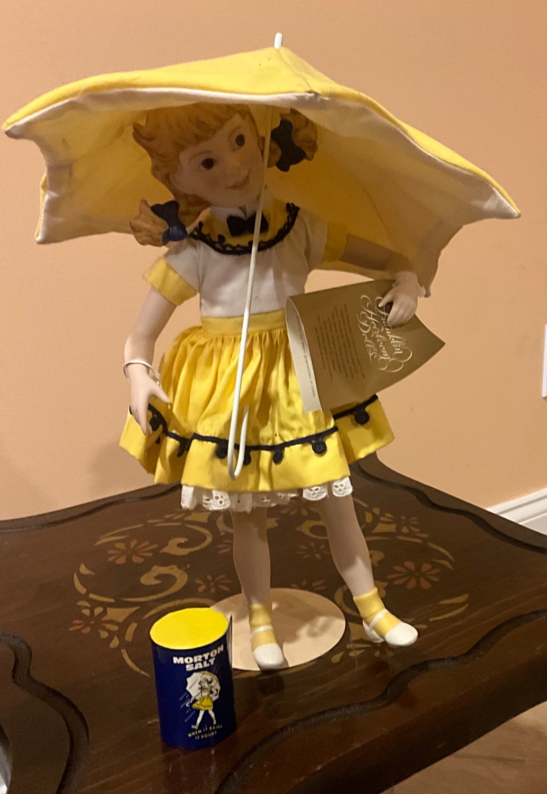 Vintage Franklin Heirloom Morton Salt Girl 13” Porcelain Doll Umbrella Stand Tag