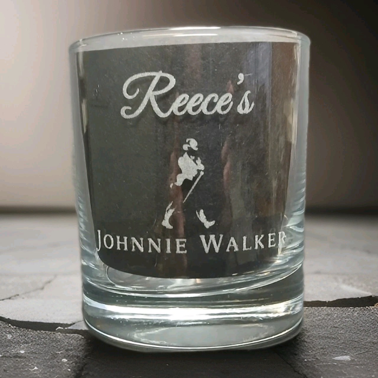 PERSONALISED JOHNNIE WALKER WHISKEY GLASS TUMBLER DADS BIRTHDAY GIFT RETIREMENT