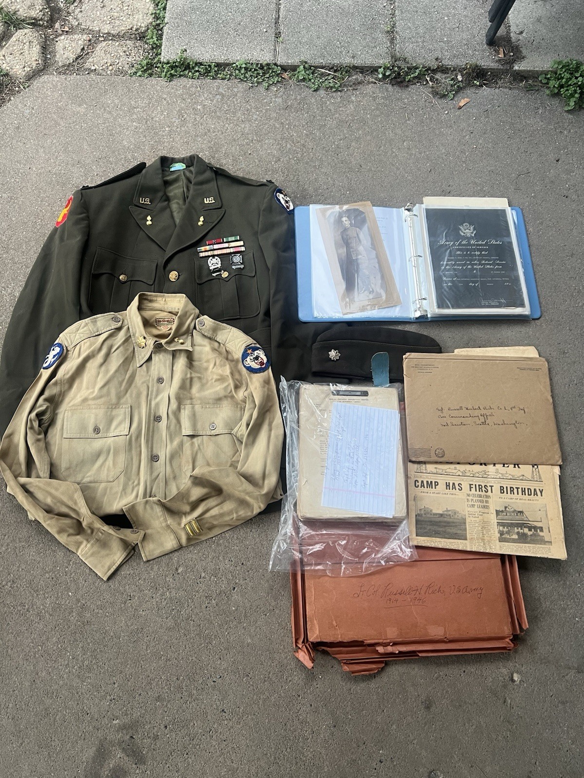 WW1-WW2 US Army Officer Uniform Grouping Named (KK701 WW1-WW2 US Army Officer Uniform Grouping Named (KK701
