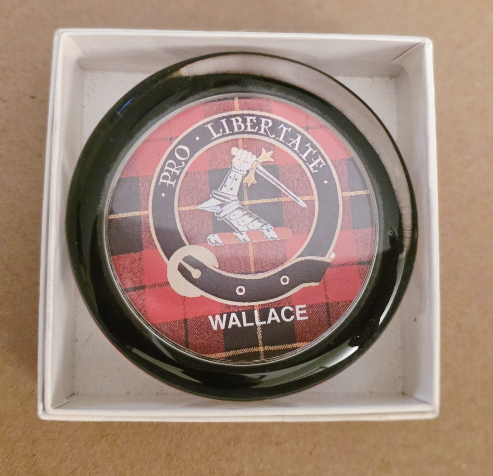 Scottish Wallace Family Clan Crest - Glass Paper Weight Tartant Scottish Wallace Family Clan Crest - Glass Paper Weight Tartant