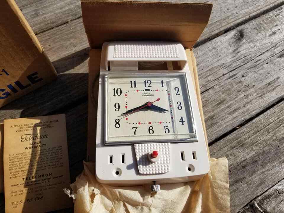 Vintage NOS 1950s Telechron Tel-In-Wall White Electric Wall Clock Model 1901 MCM