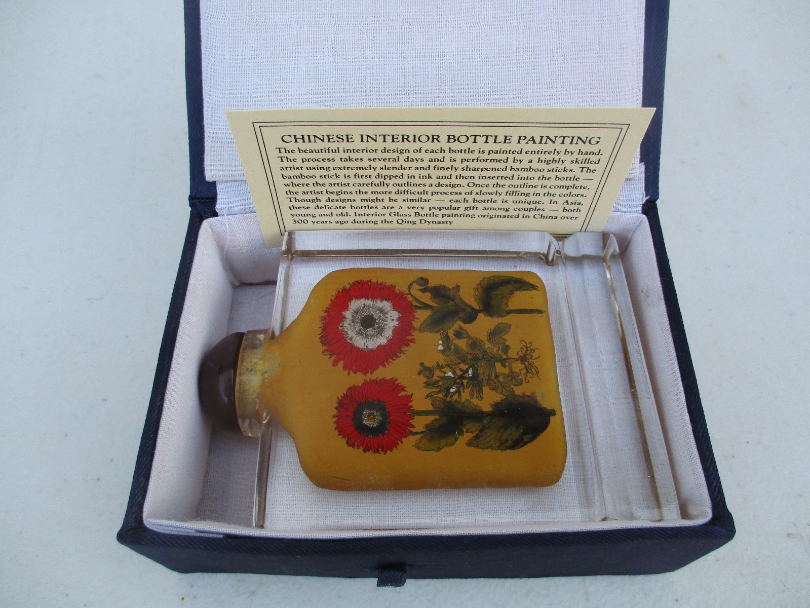 Chinese Reverse Painted Glass Snuff Bottle Rectangle Flowers Mums