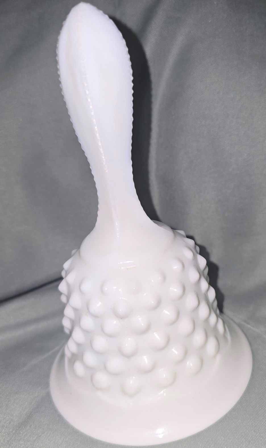 Vintage Fenton White Milk Glass Hobnail Bell 6\