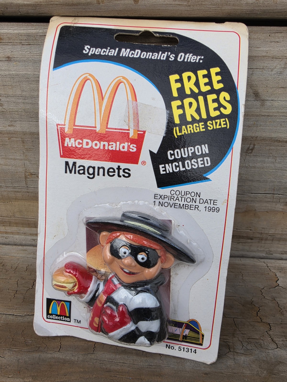 Vintage 1990s NOS McDonald\'s Hamburglar #51314 Advertising Refrigerator Magnet