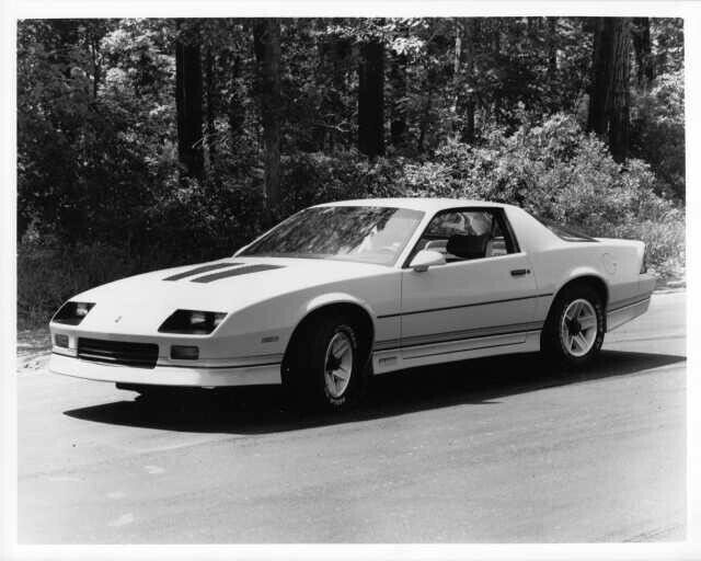 1985 Chevrolet Camaro Z28 with Tuned Port Injection Press Photo and Release 0508