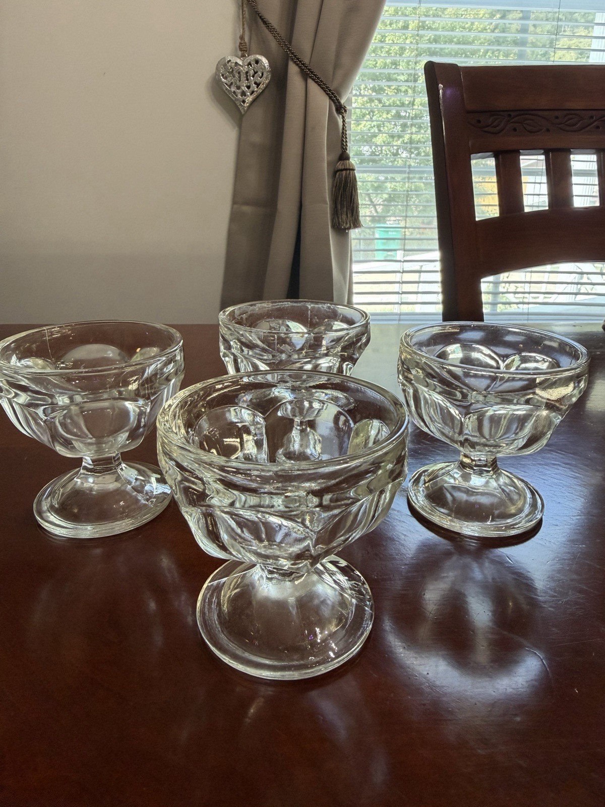 Federal Glass Set of 4 Vintage Clear Round Glass Footed Dessert Sundae Cups Federal Glass Set of 4 Vintage Clear Round Glass Footed Dessert Sundae Cups