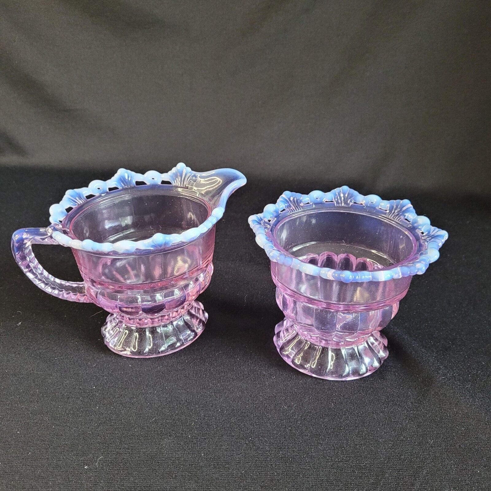 Rare Westmoreland Glass Ring And Petal Lilac Purple Opalescent Sugar & Creamer