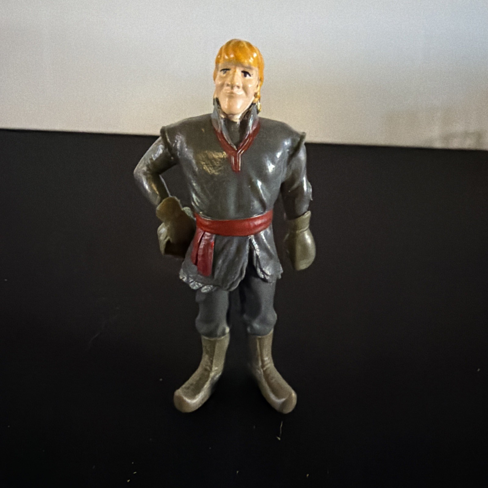DISNEY FROZEN 3.5” KRISTOFF FIGURE (DIS667)
