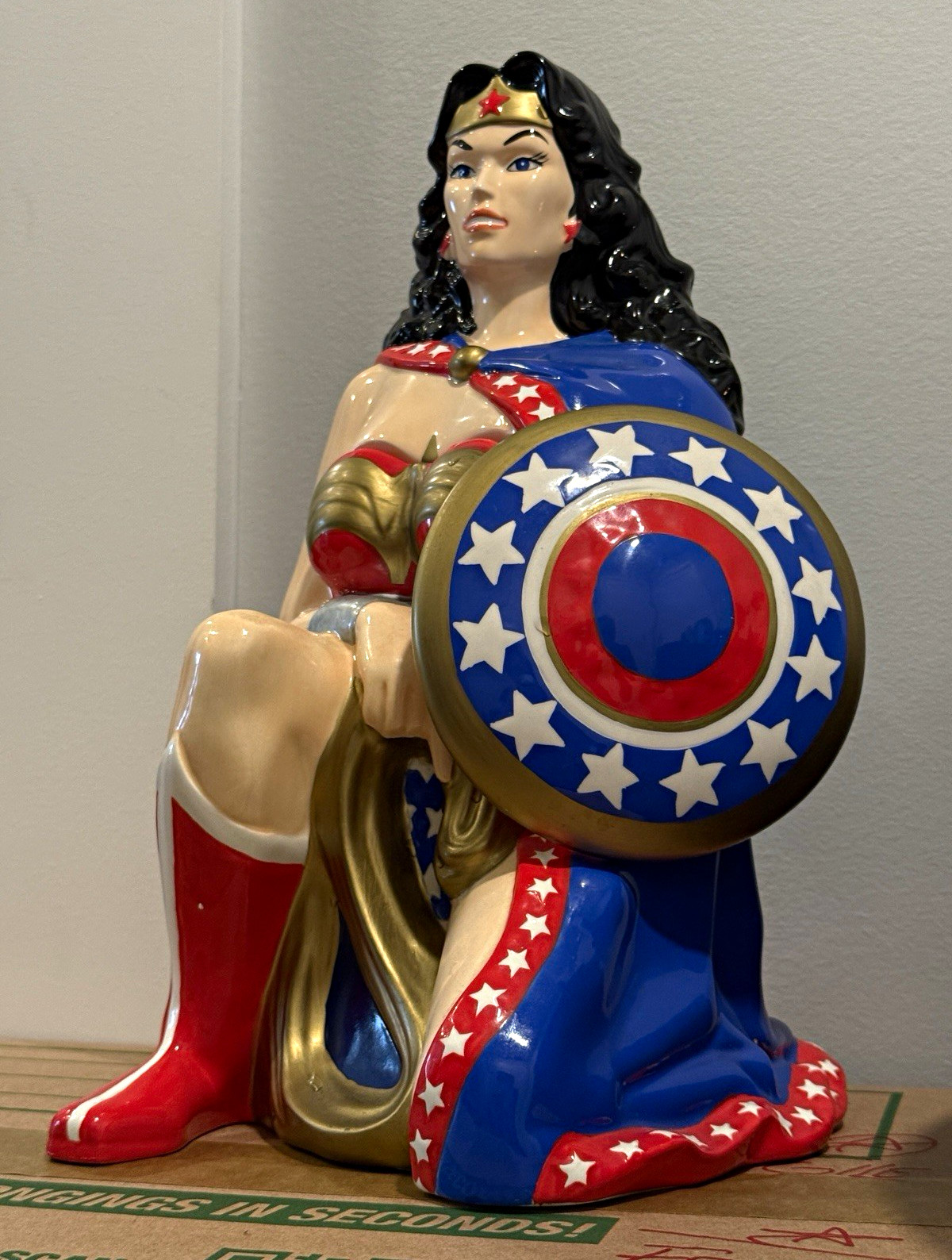 Vandor Wonder Woman Cookie Jar Limited Edition Hand Numbered Ceramic 10in