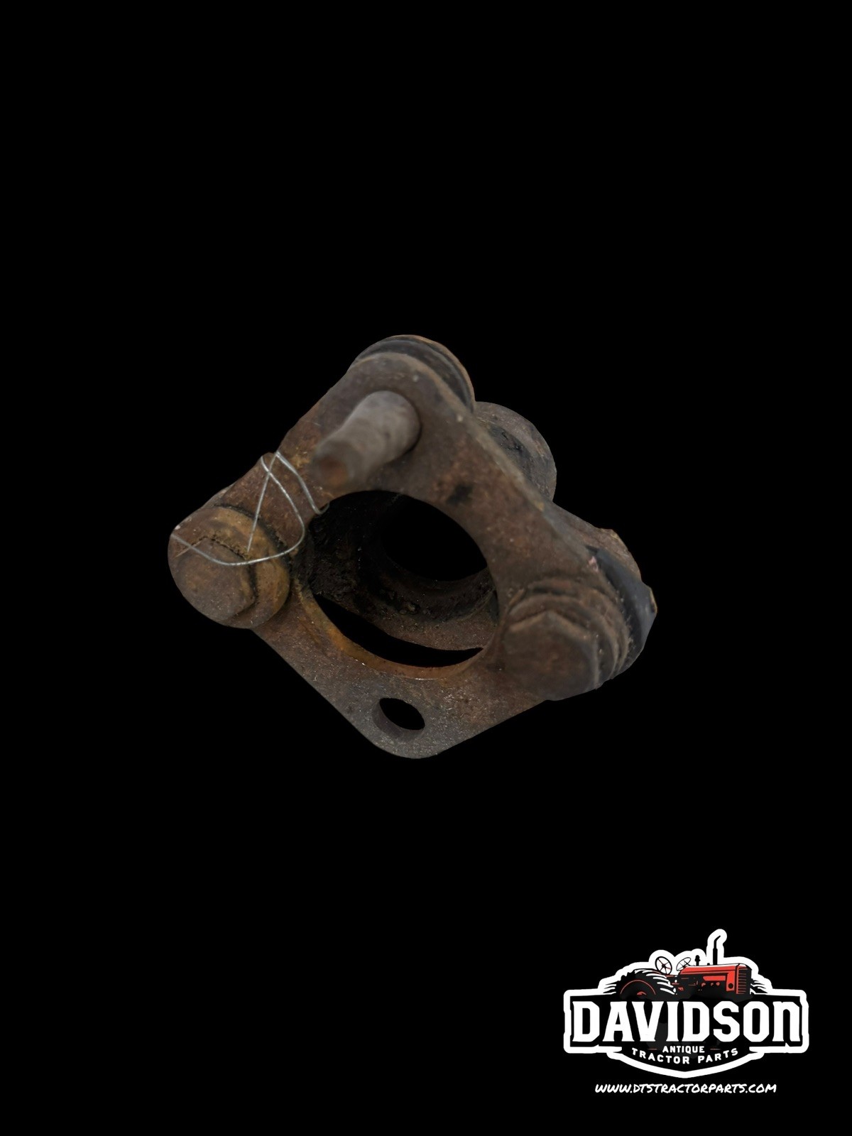 IH FARMALL SUPER C 200 230 TRACTOR TRANSMISSION YOKE IH FARMALL SUPER C 200 230 TRACTOR TRANSMISSION YOKE