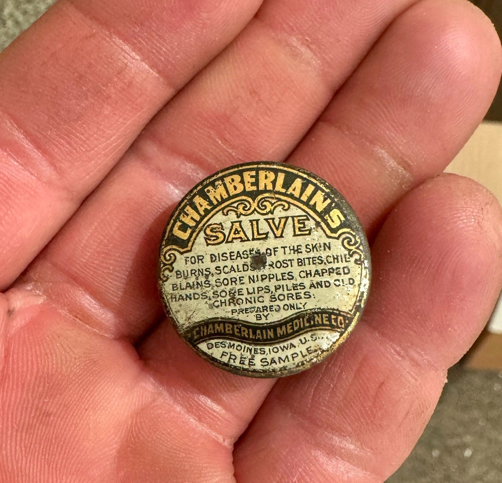 Chamberlain’s Salve Free Sample Des Moines IA Iowa Tiny Antique Tin Can 1920s